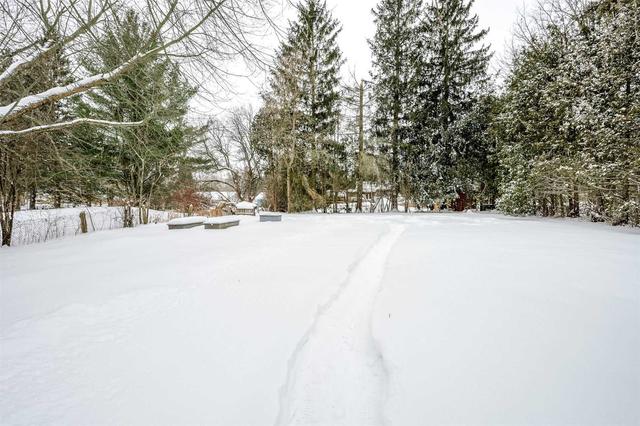 71 Cowans Cres, House detached with 2 bedrooms, 1 bathrooms and 7 parking in Kawartha Lakes ON | Image 30