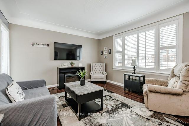 151 East 32nd St, House detached with 2 bedrooms, 2 bathrooms and 2 parking in Hamilton ON | Image 22