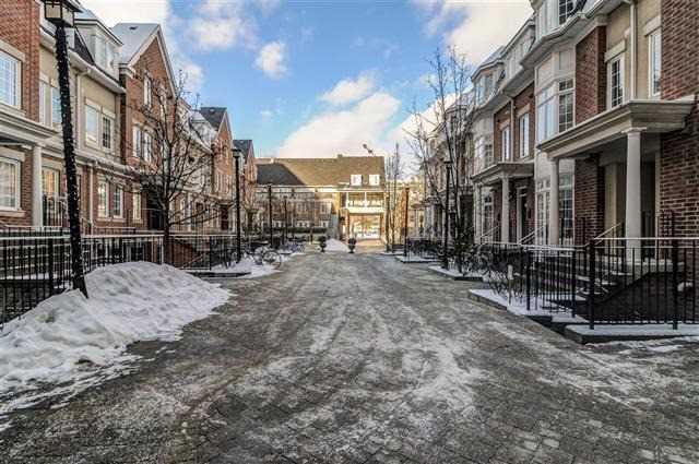 Th 37 - 11 Niagara St, Townhouse with 1 bedrooms, 1 bathrooms and 1 parking in Toronto ON | Image 2