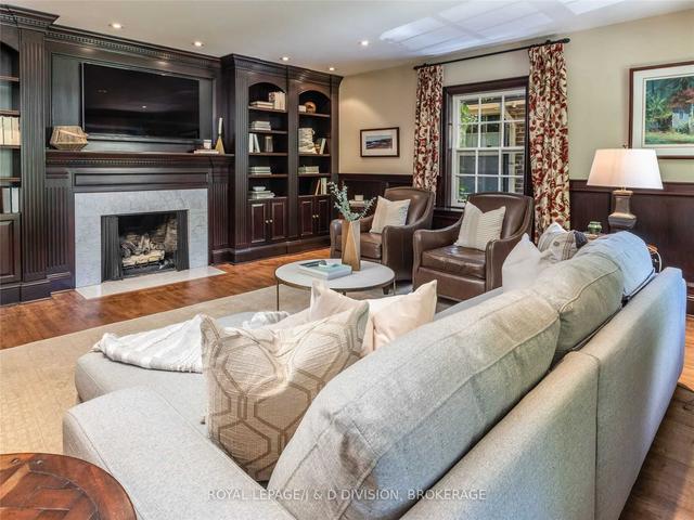 79 Glengowan Rd, House detached with 5 bedrooms, 5 bathrooms and 6 parking in Toronto ON | Image 7
