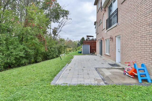 91 Greenbank Dr, House detached with 1 bedrooms, 1 bathrooms and 1 parking in Richmond Hill ON | Image 11