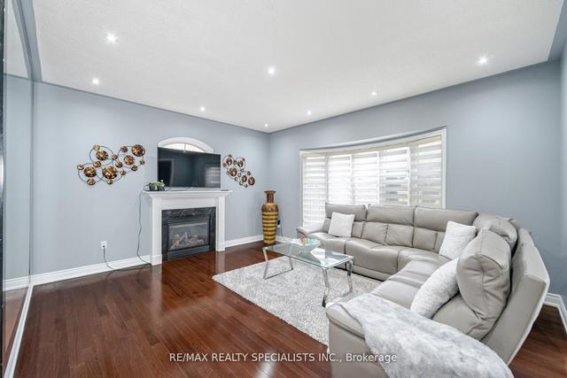 32 Rathmore St, House detached with 4 bedrooms, 5 bathrooms and 6 parking in Brampton ON | Image 40