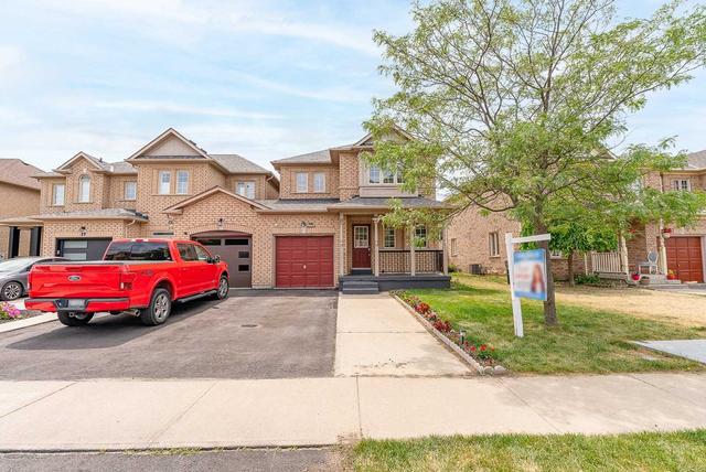 13 Earth Star Tr, House attached with 3 bedrooms, 4 bathrooms and 3 parking in Brampton ON | Image 12