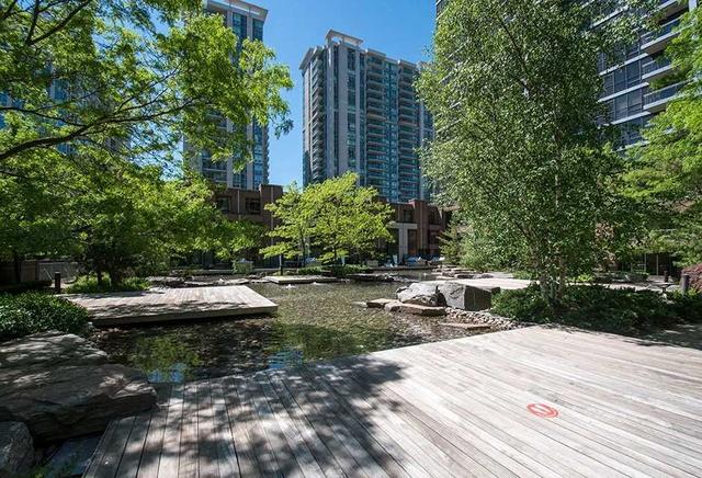 1004 - 23 Sheppard Ave E, Condo with 2 bedrooms, 2 bathrooms and 1 parking in Toronto ON | Image 15
