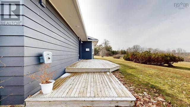 10165 1 Highway, House detached with 3 bedrooms, 3 bathrooms and null parking in Kings, Subd. D NS | Image 43