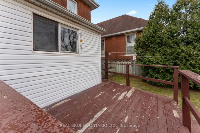 146 Albion St, House detached with 4 bedrooms, 2 bathrooms and 2 parking in Brantford ON | Image 15