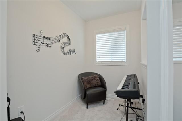 2528 Secreto Dr, House detached with 3 bedrooms, 3 bathrooms and 2 parking in Oshawa ON | Image 14