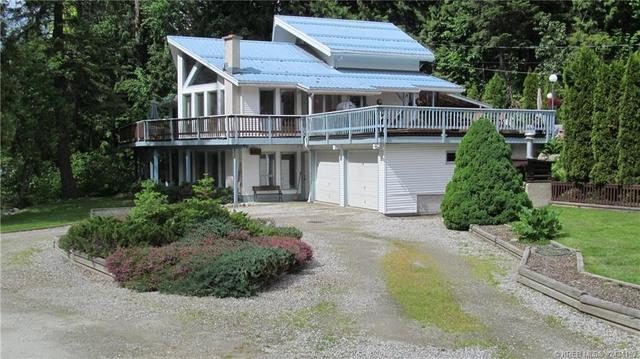 3433 Highway 6, House detached with 3 bedrooms, 3 bathrooms and 20 parking in Central Kootenay E BC | Image 2