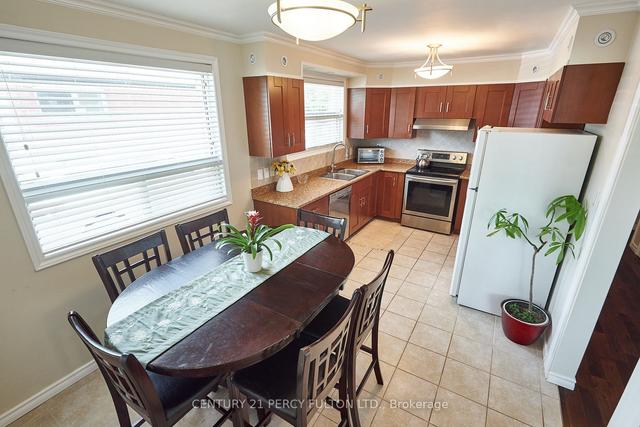 1003 Walton Blvd, House detached with 3 bedrooms, 2 bathrooms and 4 parking in Whitby ON | Image 5