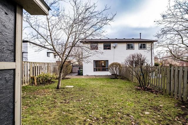 246 Golden Orchard Drive, House semidetached with 3 bedrooms, 1 bathrooms and 3 parking in Hamilton ON | Image 42