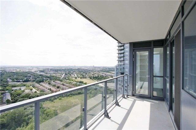 4101 - 10 Park Lawn Rd, Condo with 2 bedrooms, 2 bathrooms and 1 parking in Toronto ON | Image 2