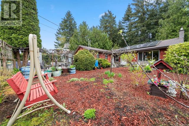 2365 Robertson Rd, House detached with 3 bedrooms, 2 bathrooms and 4 parking in Cowichan Valley B BC | Image 34