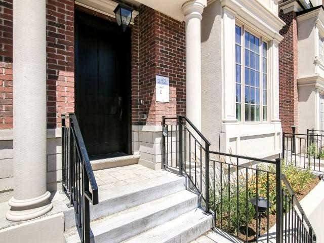 1 - 292 St. Clair Ave W, Townhouse with 3 bedrooms, 4 bathrooms and 2 parking in Toronto ON | Image 2