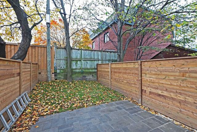 304 Brock Ave, House attached with 3 bedrooms, 4 bathrooms and 0 parking in Toronto ON | Image 24