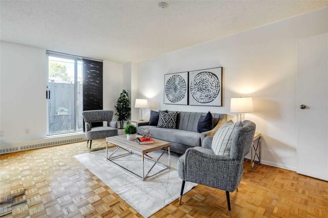 102 - 1071 Woodbine Ave, Condo with 2 bedrooms, 1 bathrooms and 1 parking in Toronto ON | Image 1