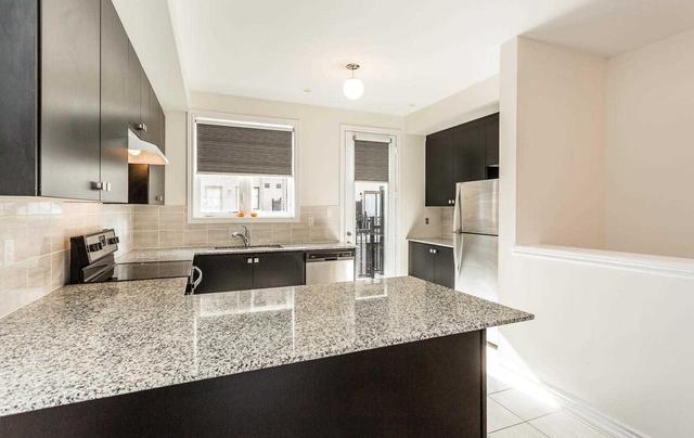 395 The Westway, House attached with 3 bedrooms, 2 bathrooms and 2 parking in Toronto ON | Image 5