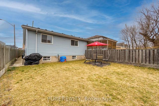 8 Brantdale Ave, House semidetached with 2 bedrooms, 2 bathrooms and 2 parking in Hamilton ON | Image 22