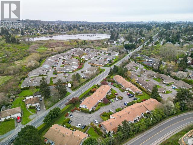 18 - 4140 Interurban Rd, House attached with 2 bedrooms, 2 bathrooms and 2 parking in Saanich BC | Image 21