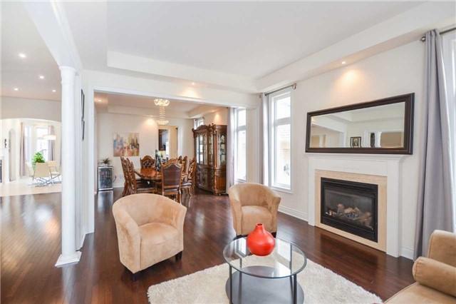 51 Elbern Markell Dr, House detached with 5 bedrooms, 5 bathrooms and 7 parking in Brampton ON | Image 7