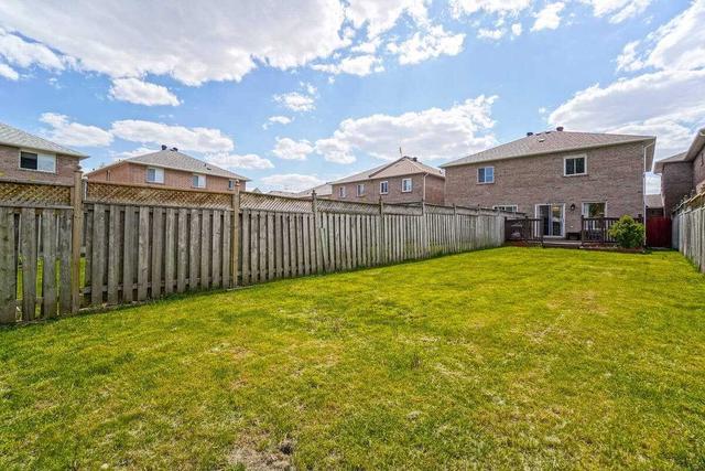 806 Ashprior Ave, House attached with 3 bedrooms, 4 bathrooms and 3 parking in Mississauga ON | Image 33