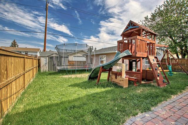 5920 18 Avenue Ne, House detached with 4 bedrooms, 2 bathrooms and 5 parking in Calgary AB | Image 38