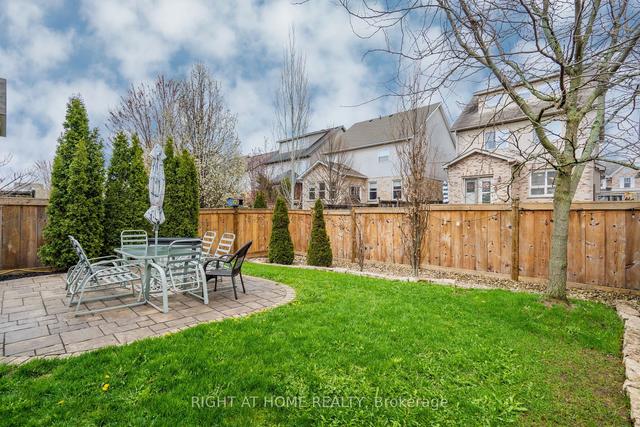 22 Amsterdam Cres, House detached with 3 bedrooms, 4 bathrooms and 6 parking in Guelph ON | Image 16
