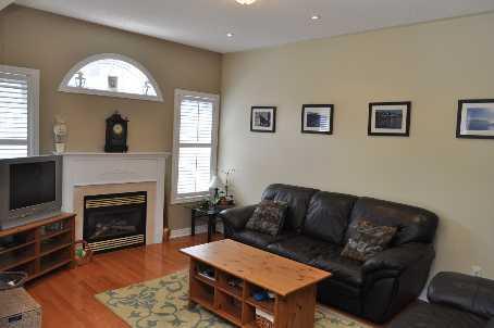 81 Serene Way, House detached with 4 bedrooms, 5 bathrooms and 6 parking in Vaughan ON | Image 2