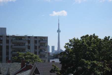 th 28 - 284 Brock Ave, Townhouse with 2 bedrooms, 2 bathrooms and 1 parking in Toronto ON | Image 1