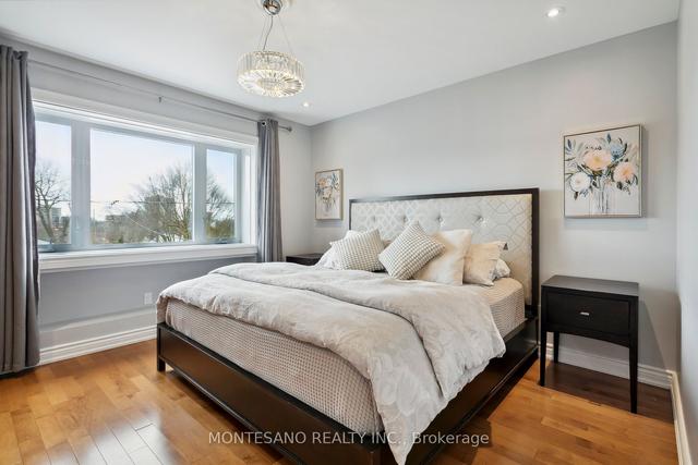 33 Lockheed Blvd, House detached with 3 bedrooms, 3 bathrooms and 4 parking in Toronto ON | Image 19