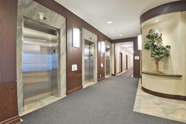 1803 - 335 Rathburn Rd W, Condo with 2 bedrooms, 1 bathrooms and 1 parking in Mississauga ON | Image 17