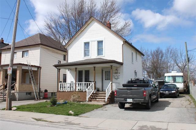 4849 Maple St, House detached with 4 bedrooms, 3 bathrooms and 8 parking in Niagara Falls ON | Image 7