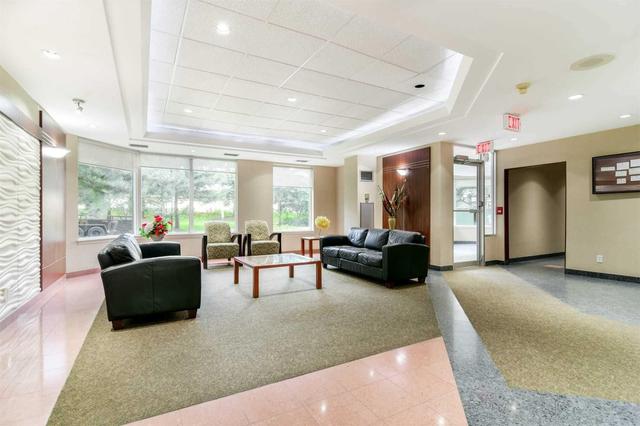 1011 - 135 Hillcrest Ave, Condo with 2 bedrooms, 2 bathrooms and 1 parking in Mississauga ON | Image 16