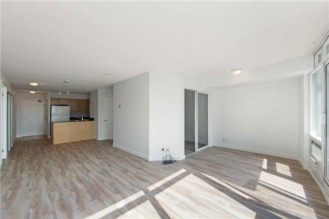 1207 - 361 Front St W, Condo with 2 bedrooms, 2 bathrooms and 1 parking in Toronto ON | Image 9