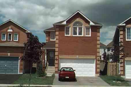 126 Muirland Cres, House detached with 4 bedrooms, 3 bathrooms and 4 parking in Brampton ON | Image 1