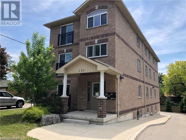 151 Bridgeport Road E Unit# 2, Condo with 3 bedrooms, 2 bathrooms and 1 parking in Waterloo ON | Card Image