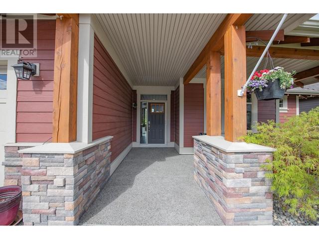 427 Longspoon Drive, House detached with 4 bedrooms, 3 bathrooms and 4 parking in Vernon BC | Image 6