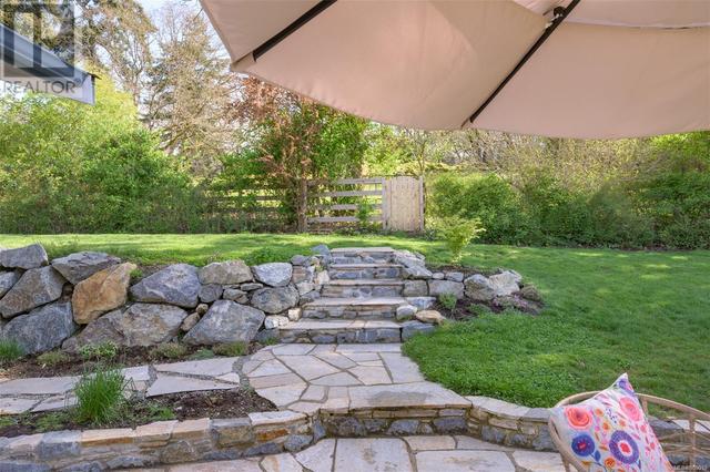 More attractive hardscaping and pet-proof fencing | Image 53