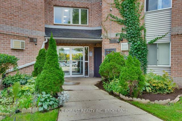 307 - 2228 Trafalgar St, Condo with 3 bedrooms, 2 bathrooms and 5 parking in London ON | Image 12