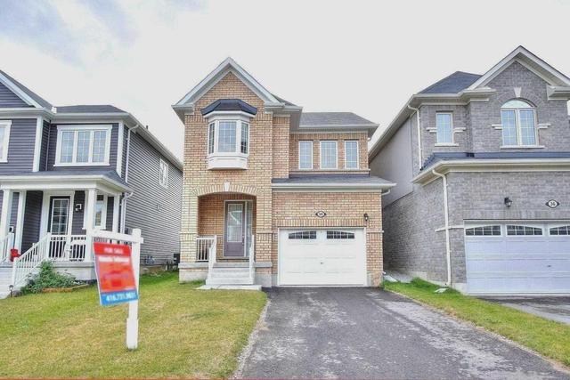 38 Wagner Cres N, House detached with 3 bedrooms, 3 bathrooms and 1 parking in Essa ON | Image 1