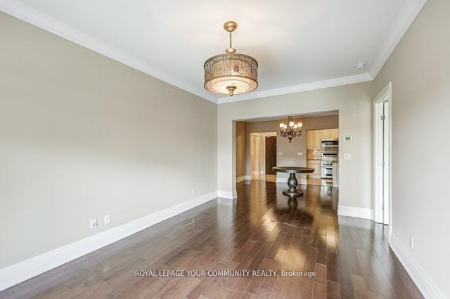 221 - 80 Burns Blvd, Condo with 2 bedrooms, 2 bathrooms and 1 parking in King ON | Image 5