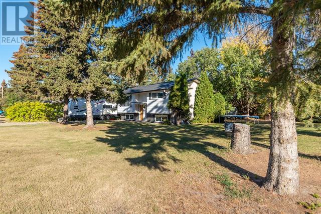 108 3 Avenue W, House detached with 4 bedrooms, 2 bathrooms and 1 parking in Neilburg SK | Image 34