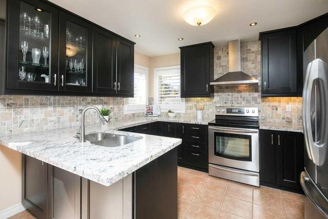 2386 Eden Valley Dr, House detached with 3 bedrooms, 3 bathrooms and 4 parking in Oakville ON | Image 9