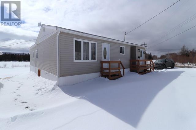 51 Main Street, House detached with 2 bedrooms, 1 bathrooms and null parking in Howley NL | Image 4