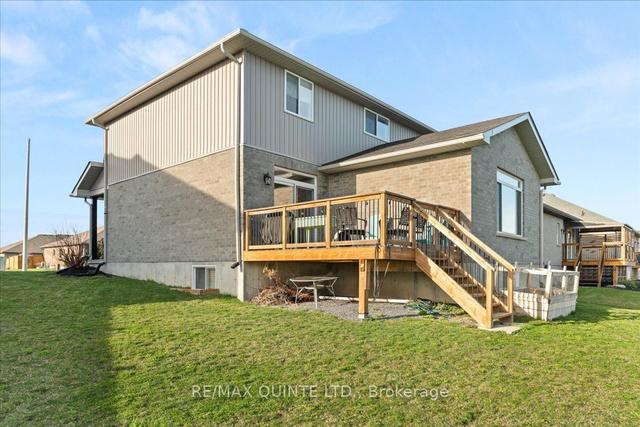 6 Farmington Cres, House detached with 3 bedrooms, 3 bathrooms and 4 parking in Belleville ON | Image 26