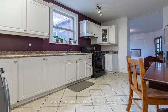 71 Oak Ave, House detached with 3 bedrooms, 2 bathrooms and 1 parking in Hamilton ON | Image 21