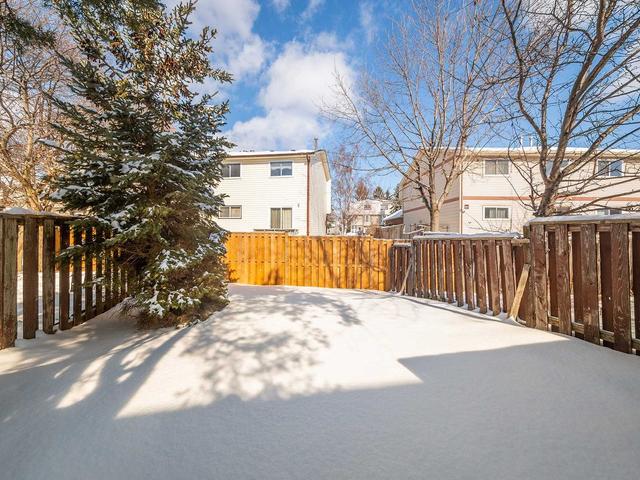 12 Sadlee Cove Cres, House attached with 3 bedrooms, 2 bathrooms and 3 parking in Toronto ON | Image 28
