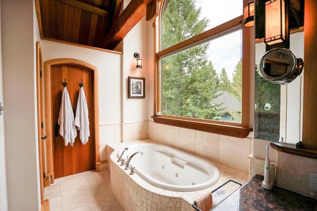 4794 Holland Creek Ridge Road, House detached with 3 bedrooms, 3 bathrooms and 6 parking in East Kootenay F BC | Image 39
