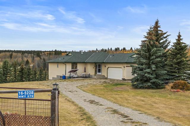 16-5228 Hwy 579, House detached with 4 bedrooms, 3 bathrooms and null parking in Clearwater County AB | Image 1