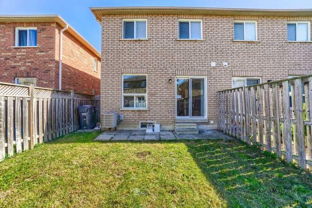 57 Cadillac Cres, House semidetached with 3 bedrooms, 2 bathrooms and 4 parking in Brampton ON | Image 25
