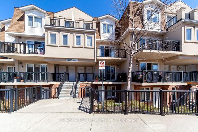 2017 - 3035 Finch Ave W, Townhouse with 3 bedrooms, 3 bathrooms and 1 parking in Toronto ON | Image 32